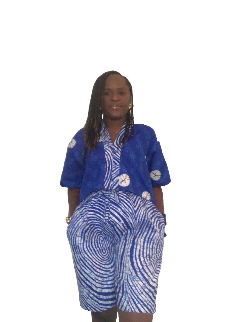 African Women's Crop Top and Pants, Ankara 2 Piece Set Casual Outfits. Ankara Crop Top, Ankara Pants, 2 Piece Party Outfit, Shorts, Ankara Trouser, Gift for Her, African Print Pants, Ankara Crop Top and Pants, Ankara Knee Length Pants and Crop Top